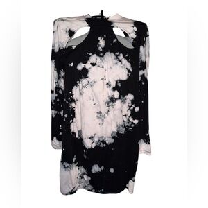 Tie-dye Body con dress.